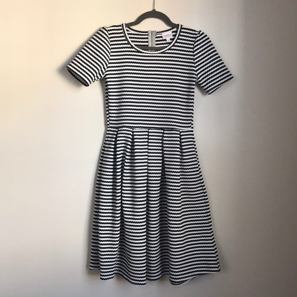 LuLaRoe Amelia Dress Small